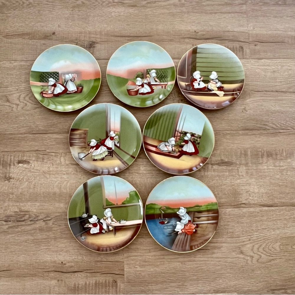 Vintage 1974 Complete Set of 7 Royal Bayreuth Sun-Bonnet Babies 7 days Plates LE
